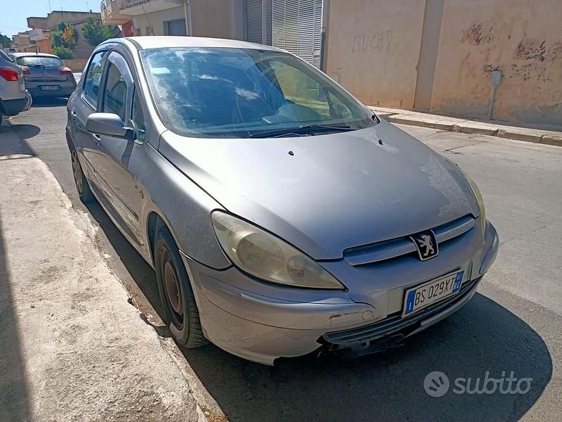 Usata Peugeot 307 2001 Utilitaria