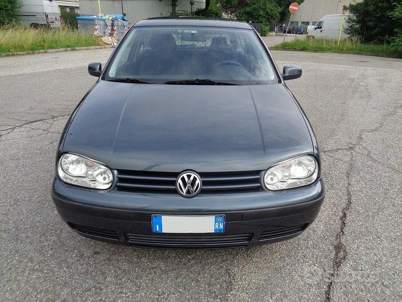 Usata VW Golf III Comfortline 101 CV (74 kW) 1999 Blu Utilitaria