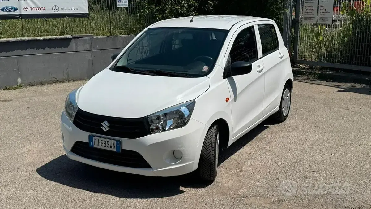 Usata Suzuki Celerio 68 CV (50 kW) 2017 Bianco Utilitaria