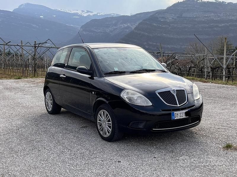 Usata Lancia Ypsilon 2009 Nero Utilitaria