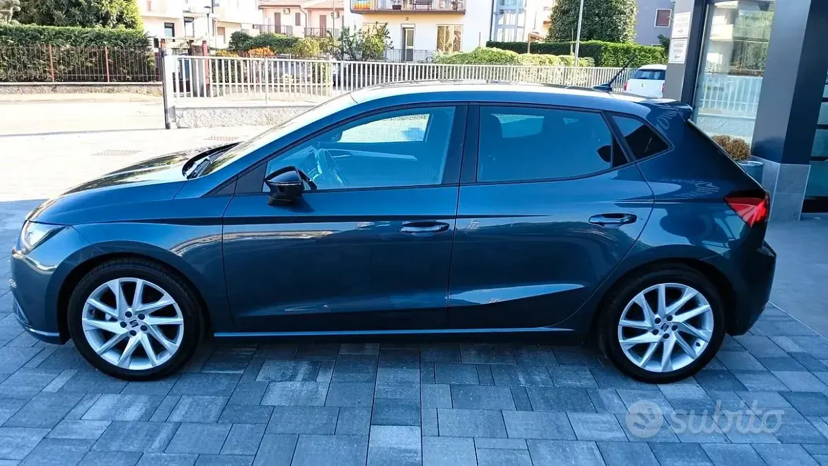 Usata Seat Ibiza FR 116 CV (85 kW) 2025 Nero Utilitaria