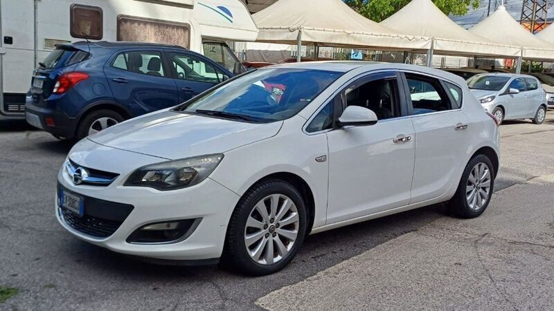 Usato 2014 Opel Astra 1.4 LPG_Hybrid 140 CV (5.499 €)