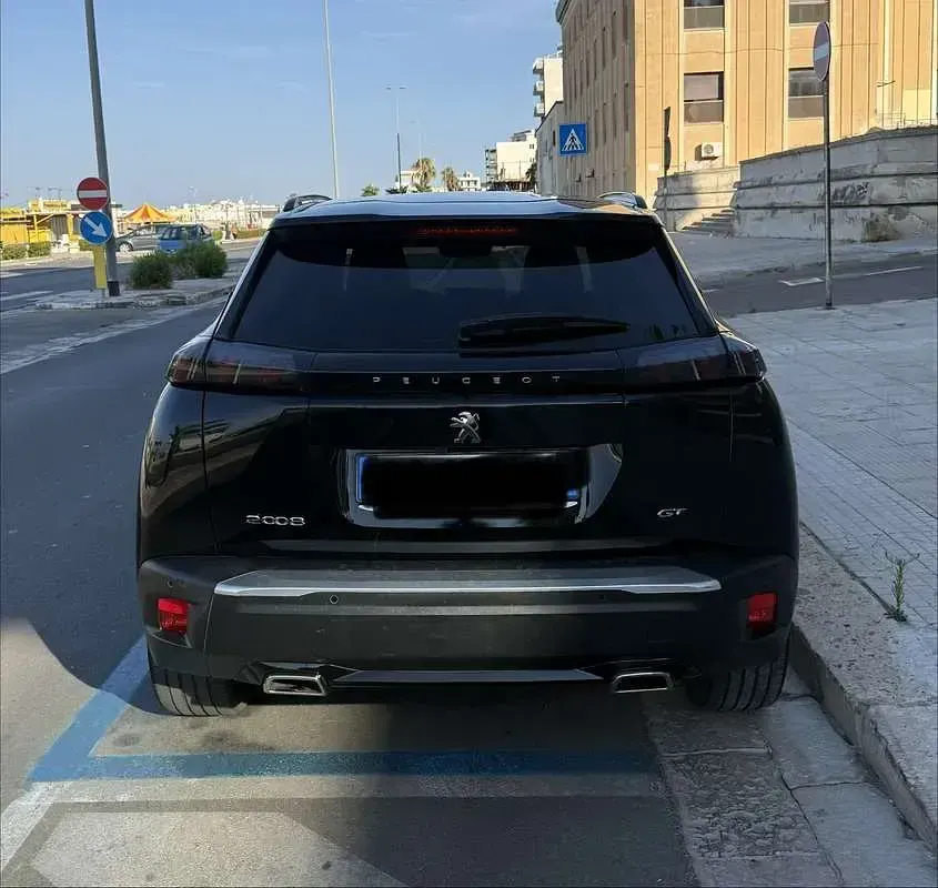 Usata Peugeot 2008 GTi 131 CV (96 kW) 2021 Nero SUV
