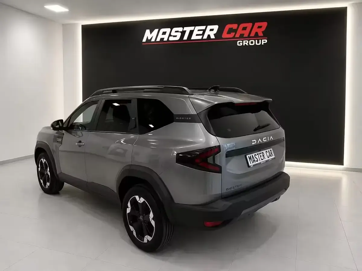 Usata Dacia Bigster Extreme 140 CV (102 kW) 2025 Grigio SUV