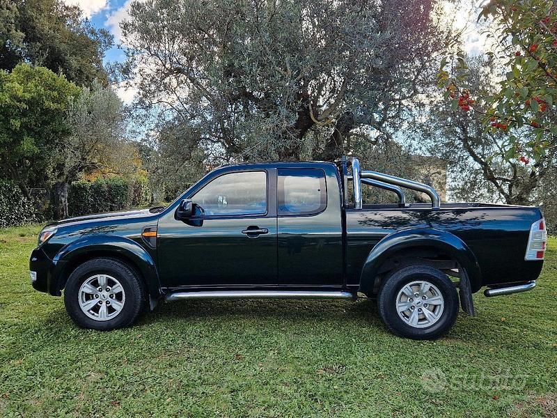 Verde Usata 2010 Ford Ranger XL Pick-up | 15.500 € (Buon prezzo) - Immagine 1/4