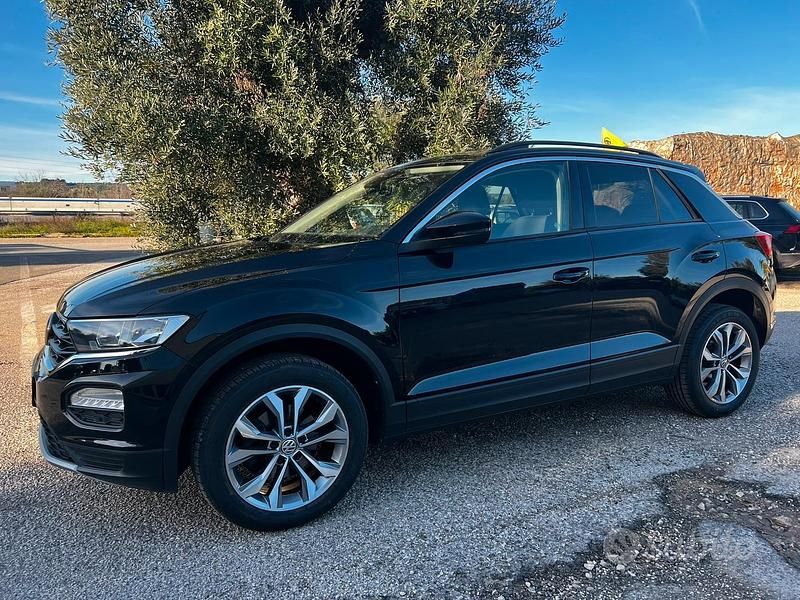 Usata VW T-Roc 2019 Nero SUV
