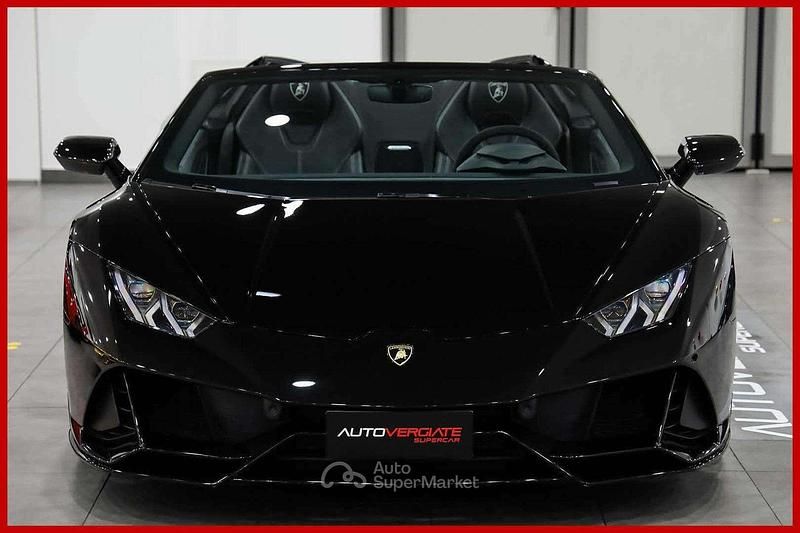 Usata Lamborghini Huracán 639 CV (469 kW) 2022 Nero Cabrio