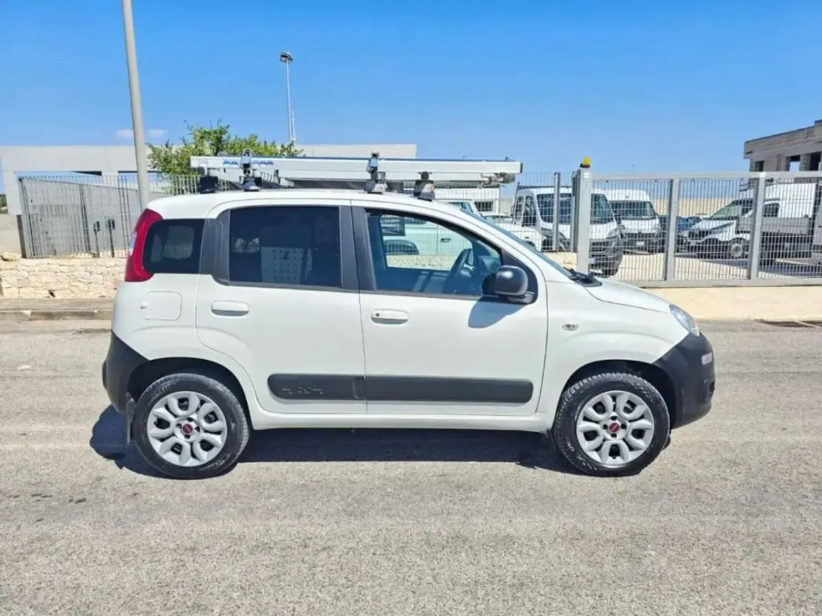 Usata Fiat Panda 4x4 Climbing 75 CV (55 kW) 2014 Bianco Utilitaria