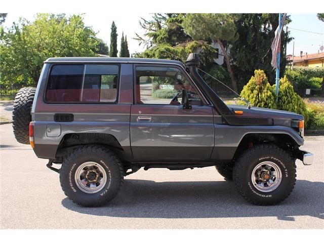 Toyota land cruiser 71