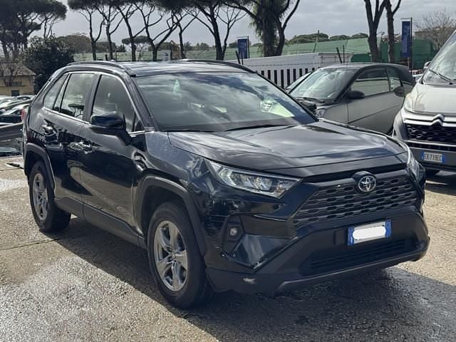Usata Toyota RAV4 Hybrid Active 178 CV (130 kW) 2022 Nero SUV