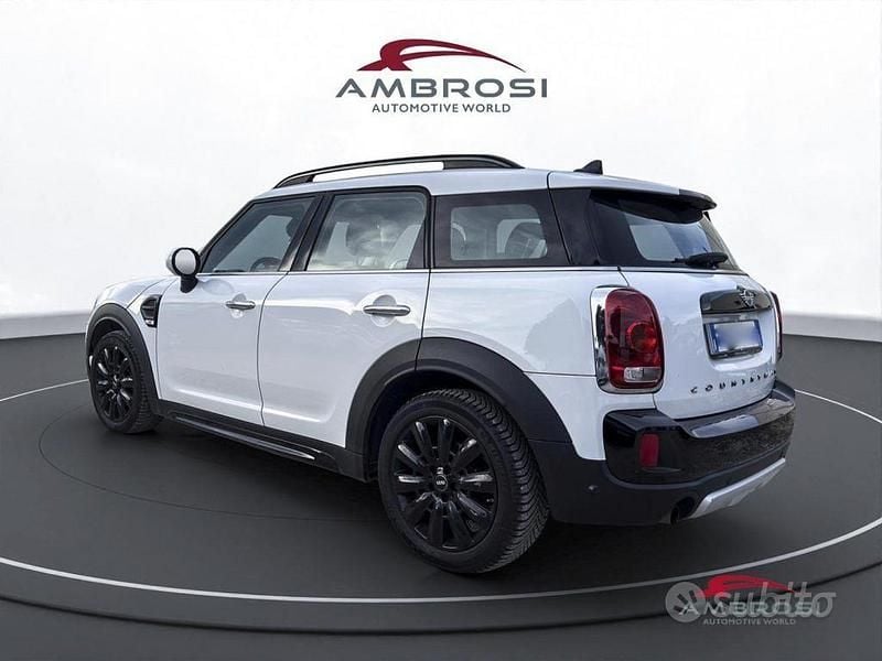 Usata Mini One Countryman Hype 102 CV (75 kW) 2019 Bianco SUV