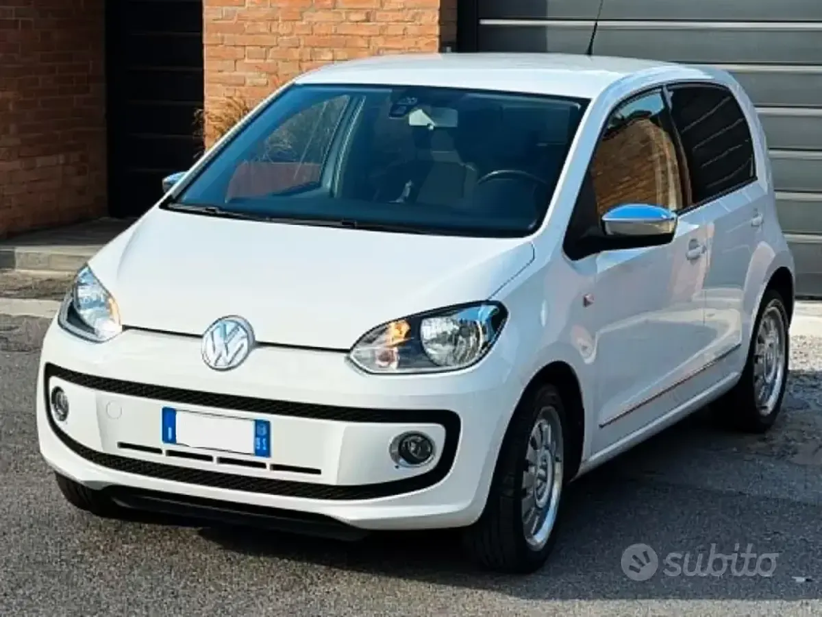 Usata VW up! 68 CV (50 kW) 2014 Bianco Utilitaria