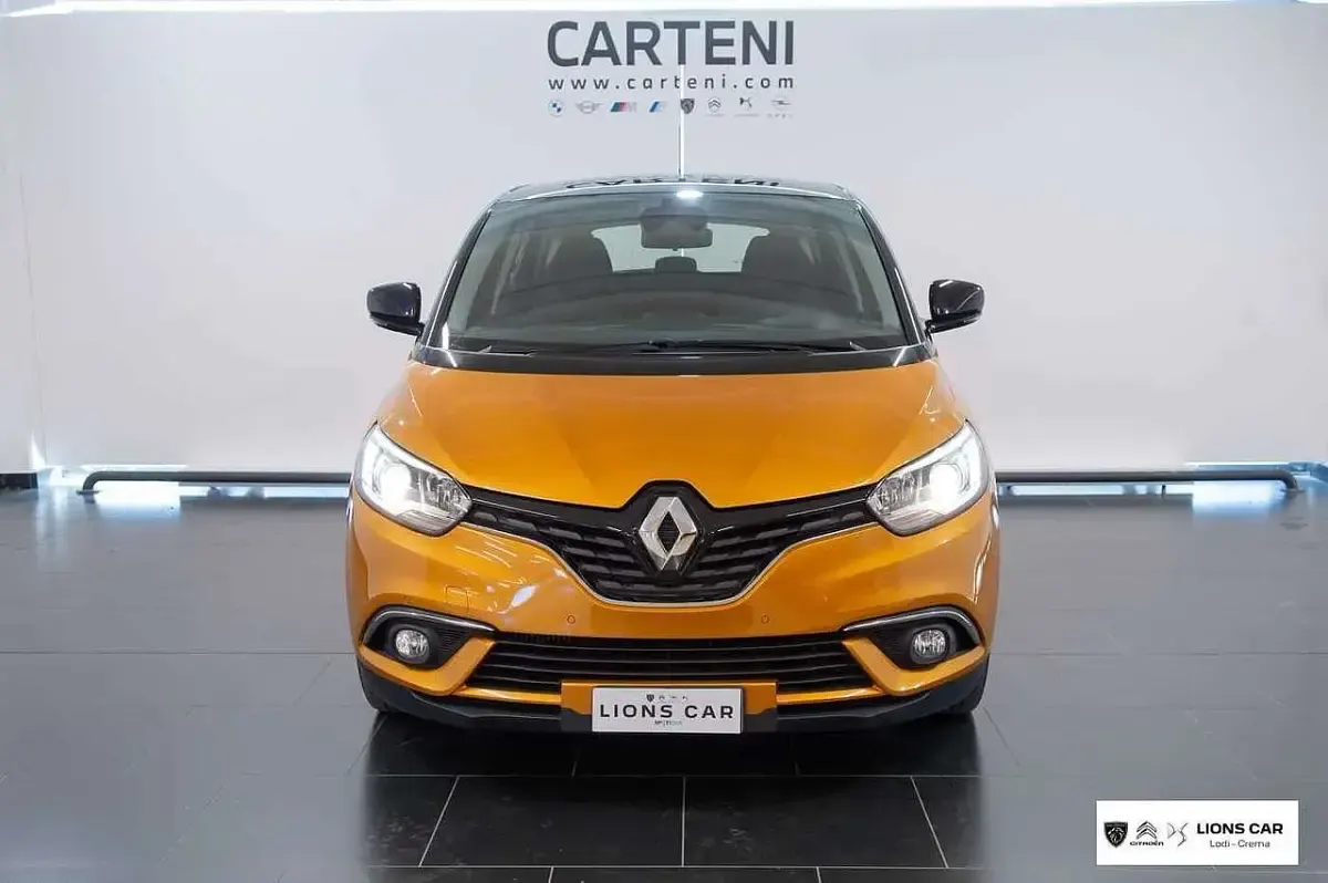 Usata Renault Scenic E-Tech 140 CV (102 kW) 2018 Giallo Monovolume