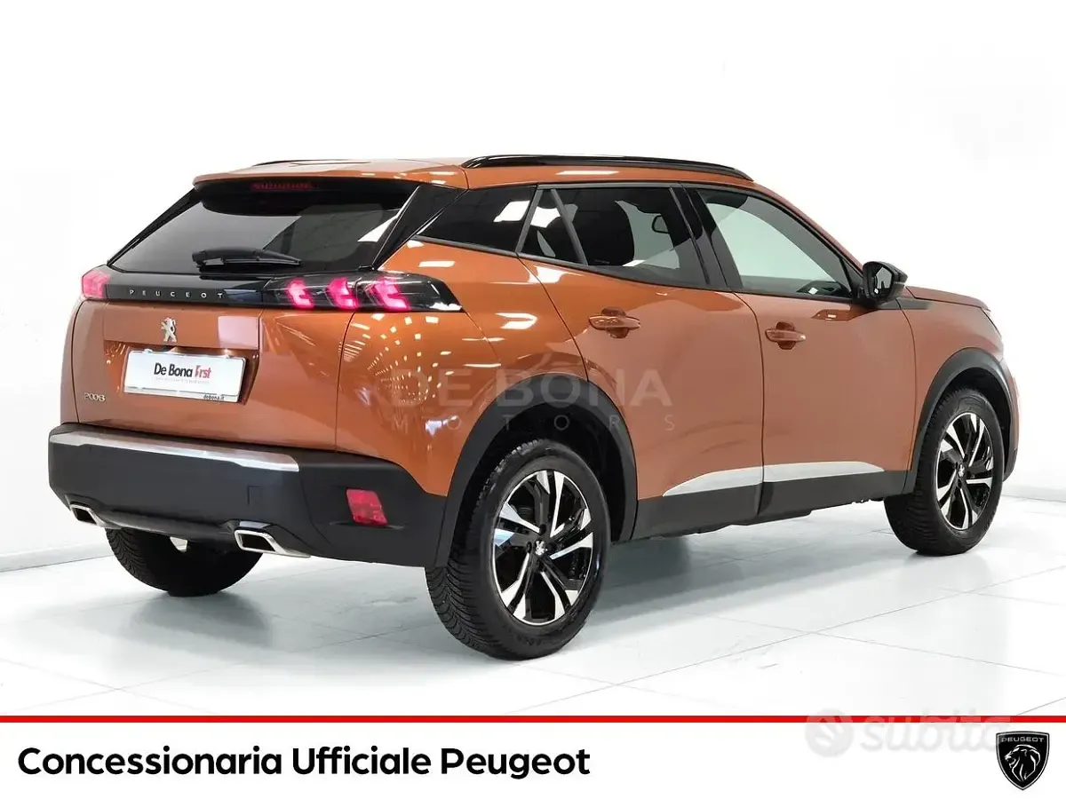 Usata Peugeot 2008 Allure 131 CV (96 kW) 2022 SUV