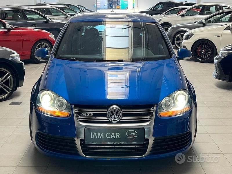 Usata VW Golf V R 675 CV (496 kW) 2007 Blu Berlina