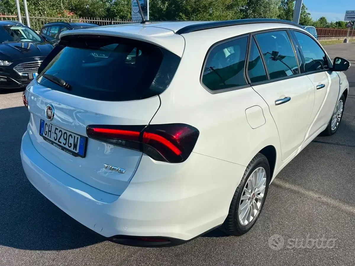 Usata Fiat Tipo Sport 131 CV (96 kW) 2021 Bianco Station wagon