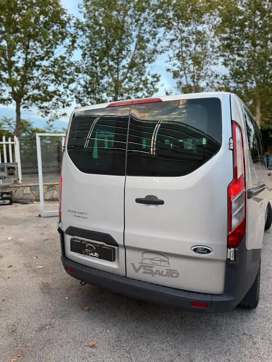 Usata Ford Transit Custom Trend 125 CV (91 kW) 2013 Grigio Berlina