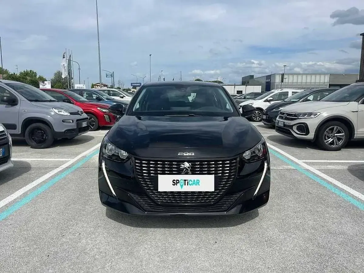 Usata Peugeot 208 Active 75 CV (55 kW) 2023 Nero Utilitaria
