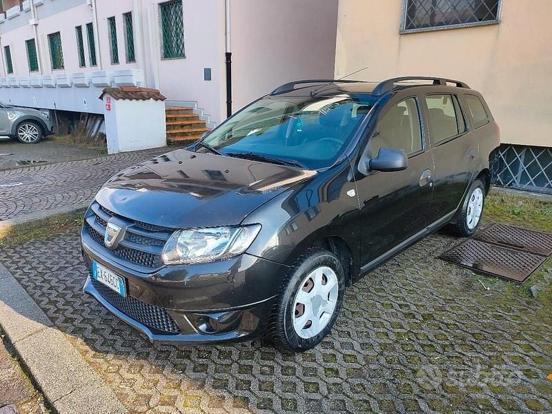 Usata Dacia Logan 75 CV (55 kW) 2014 Nero Station wagon