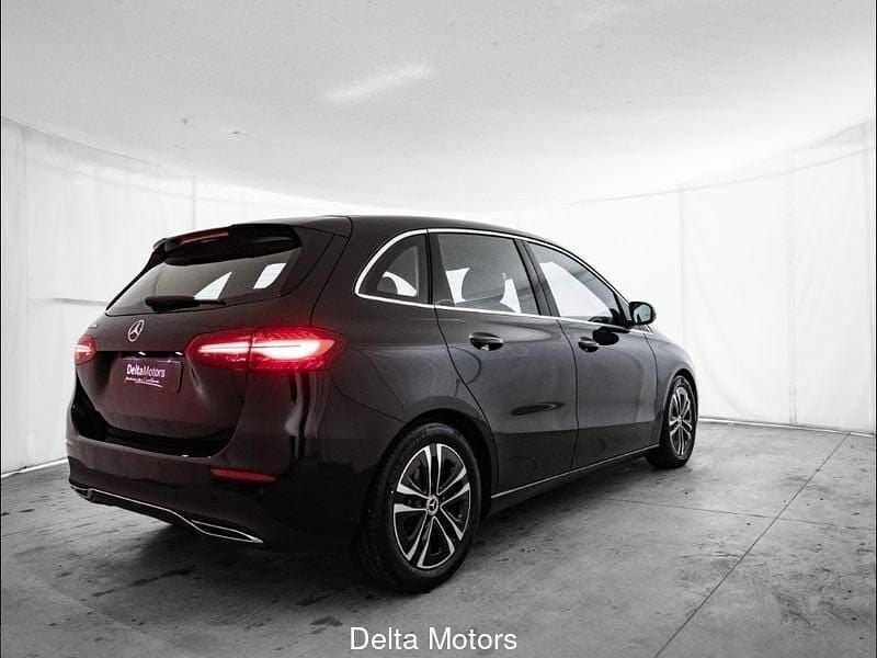 Nuova Mercedes B180 Advanced 116 CV (85 kW) 2026 Nero Monovolume