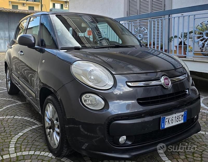 Usata Fiat 500L Lounge 95 CV (69 kW) 2016 Grigio Monovolume