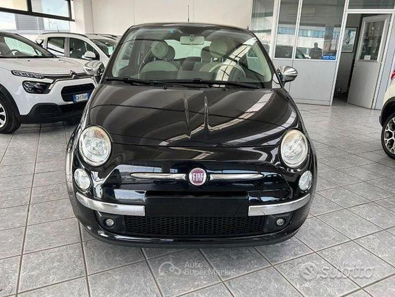 Usata Fiat 500 Lounge 69 CV (50 kW) 2013 Vari colori Utilitaria