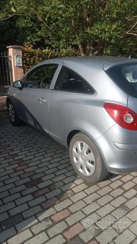 Usata Opel Corsa 2009 Utilitaria