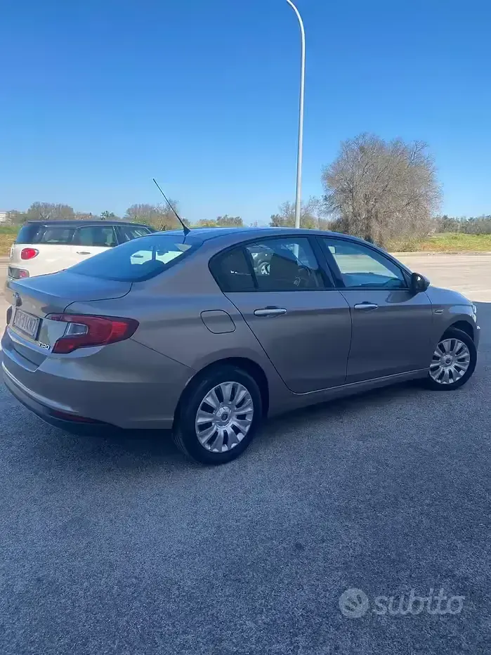 Occasion Fiat Tipo 120 ch (88 kW) 2019 Berline