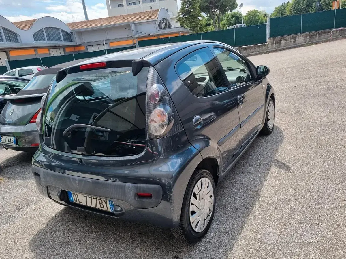 Usata Citroën C1 68 CV (50 kW) 2007 Grigio Utilitaria