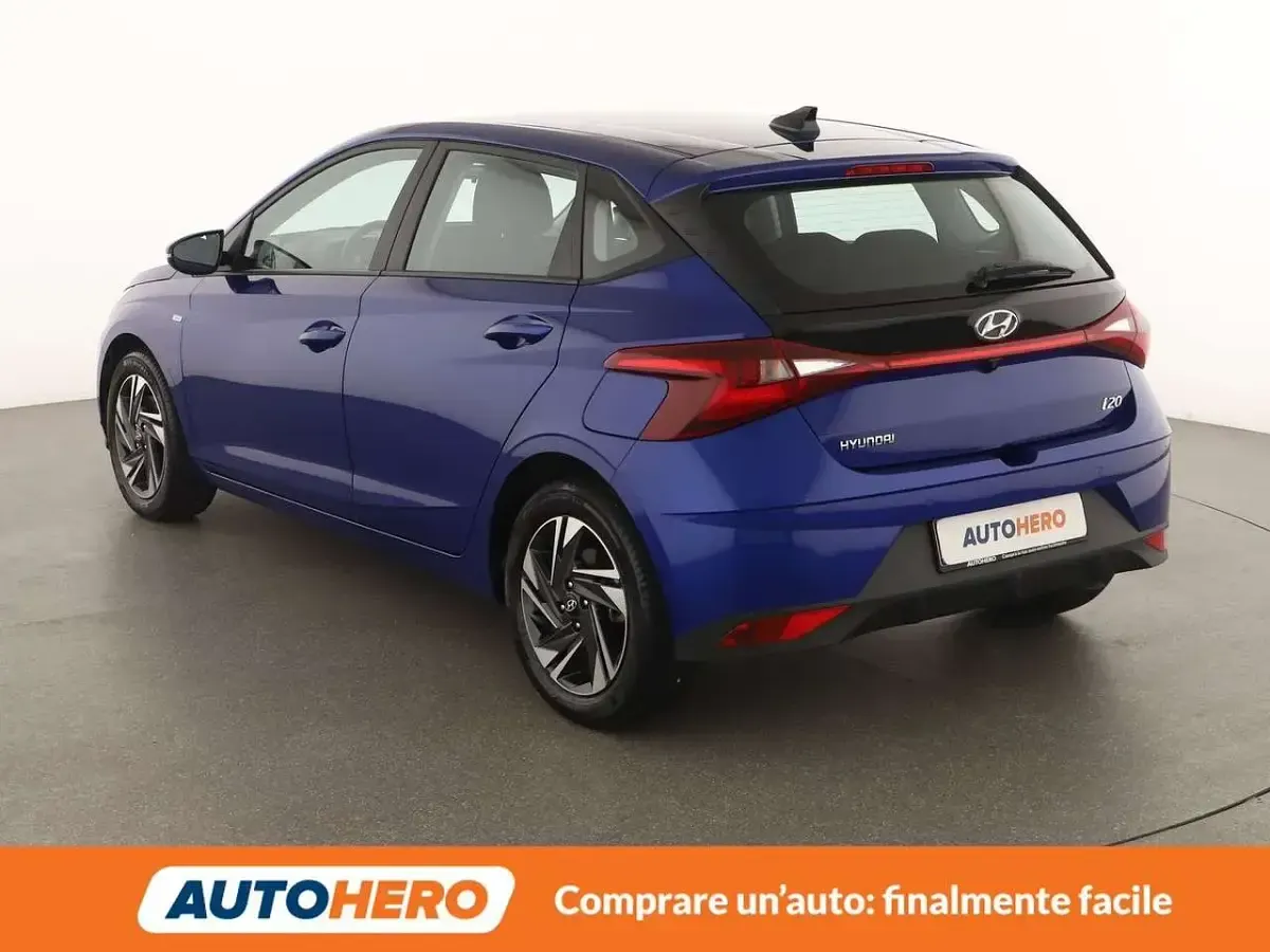 Usata Hyundai i20 101 CV (74 kW) 2023 Blu/azzurro Utilitaria
