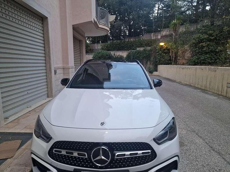 Usata Mercedes GLA200 Premium 150 CV (110 kW) 2023 SUV