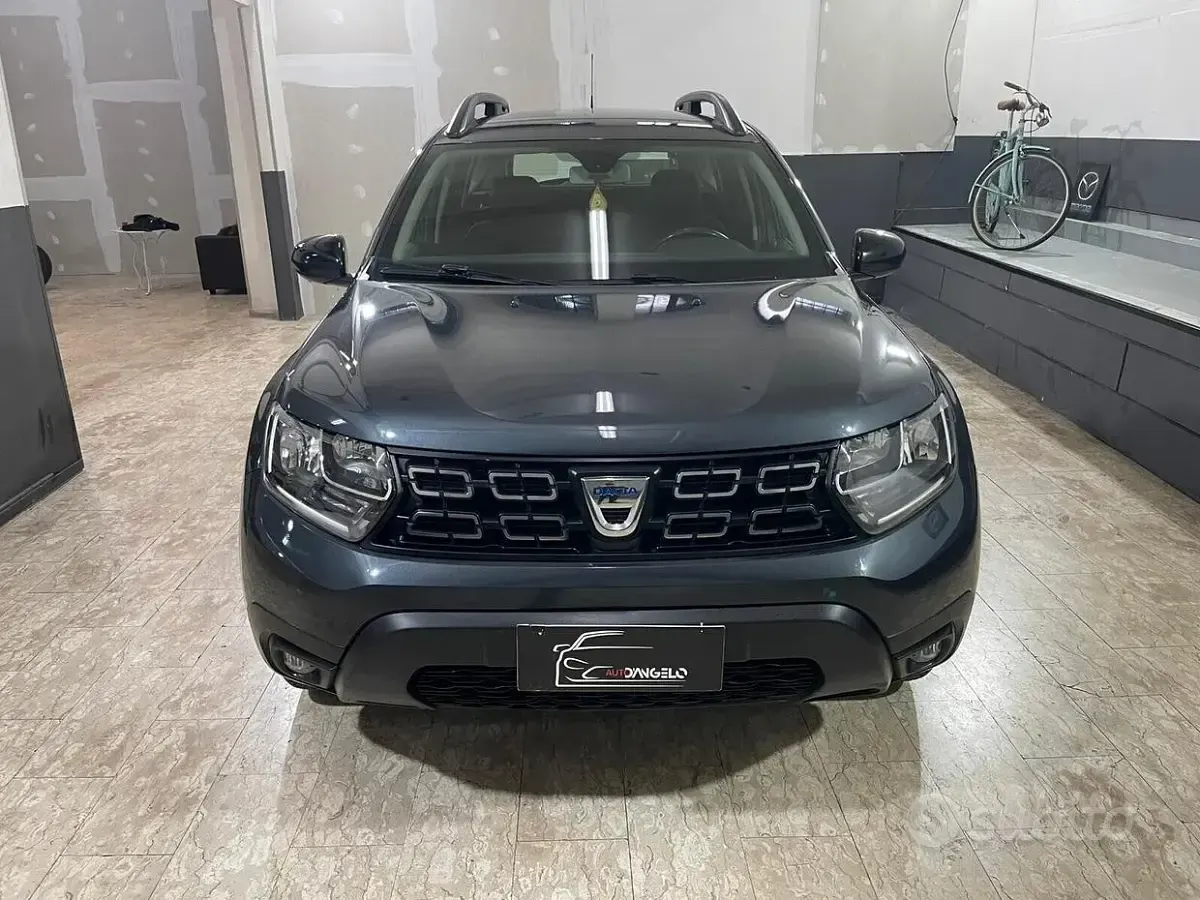Usata Dacia Duster Prestige 109 CV (80 kW) 2018 Grigio SUV