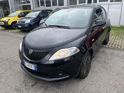 Nero Usata 2023 Lancia Ypsilon Silver Due volumi | 11.390 € (Ottimo prezzo) - Immagine 1/4