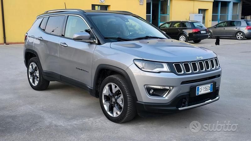Usata Jeep Compass 140 CV (102 kW) 2019 Grigio SUV