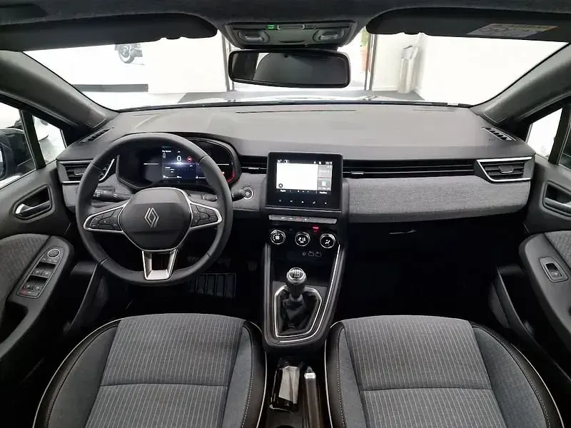 Usata Renault Clio Techno 91 CV (66 kW) 2025 Nero Utilitaria