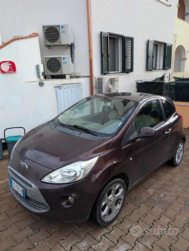 Usata Ford Ka 69 CV (50 kW) 2011 Marrone Utilitaria