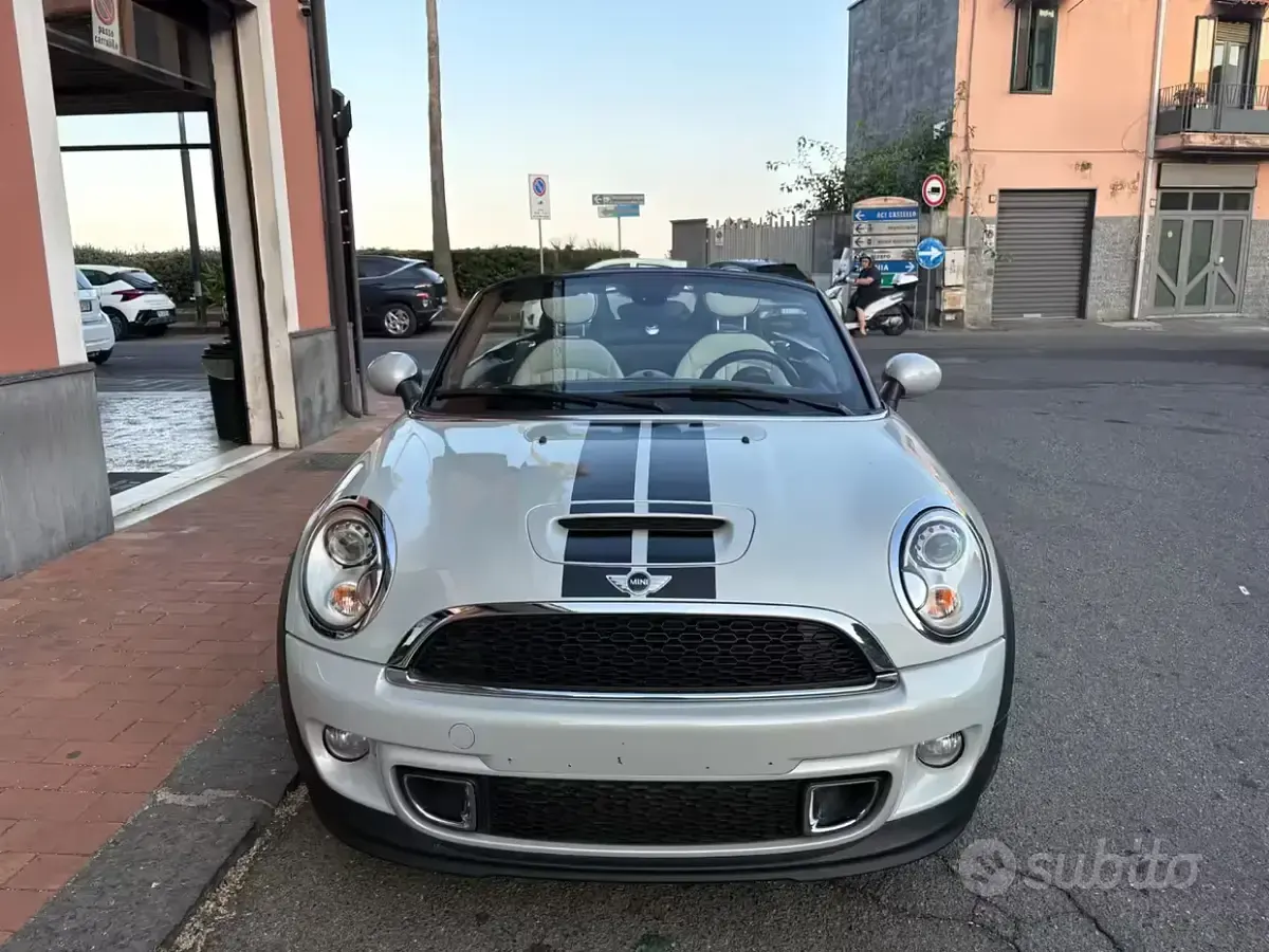Usata Mini Cooper S Roadster 184 CV (135 kW) 2012 Bianco Cabrio