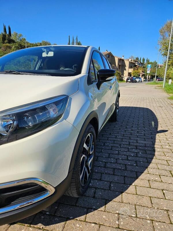 Usata Renault Captur 90 CV (66 kW) 2016 Bianco SUV