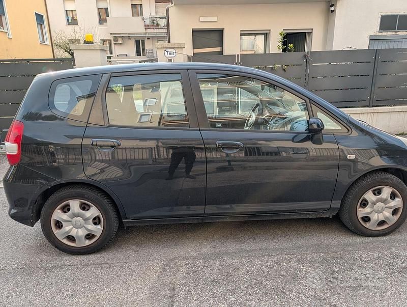 Usata Honda Jazz 2006 Nero Utilitaria