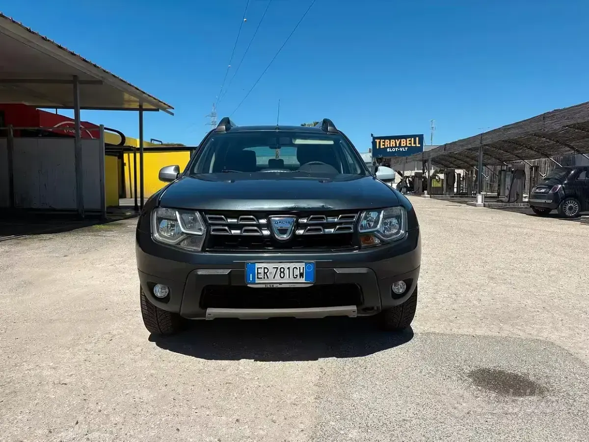 Usata Dacia Duster Ambiance 109 CV (80 kW) 2013 Nero SUV