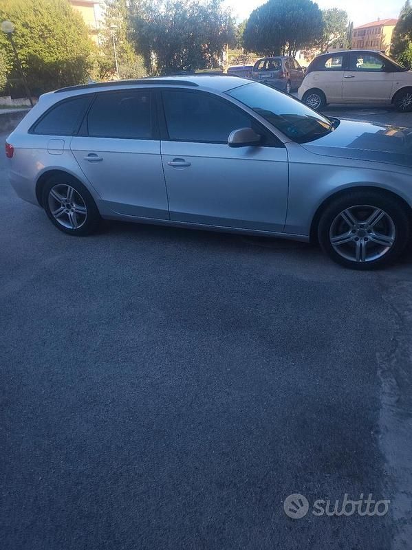 Usata Audi A4 143 CV (105 kW) 2011 Grigio Berlina