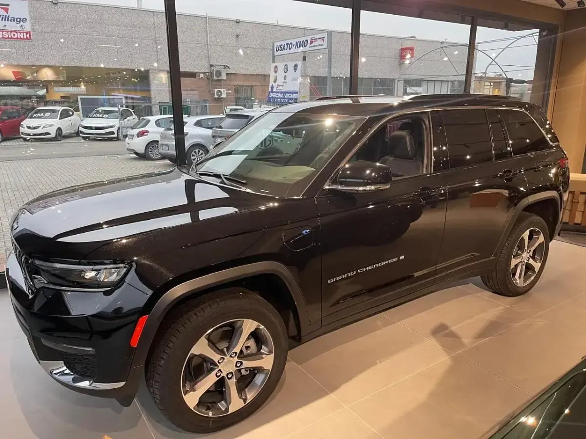 Nuova Jeep Grand Cherokee Limited 381 CV (280 kW) 2025 Nero SUV