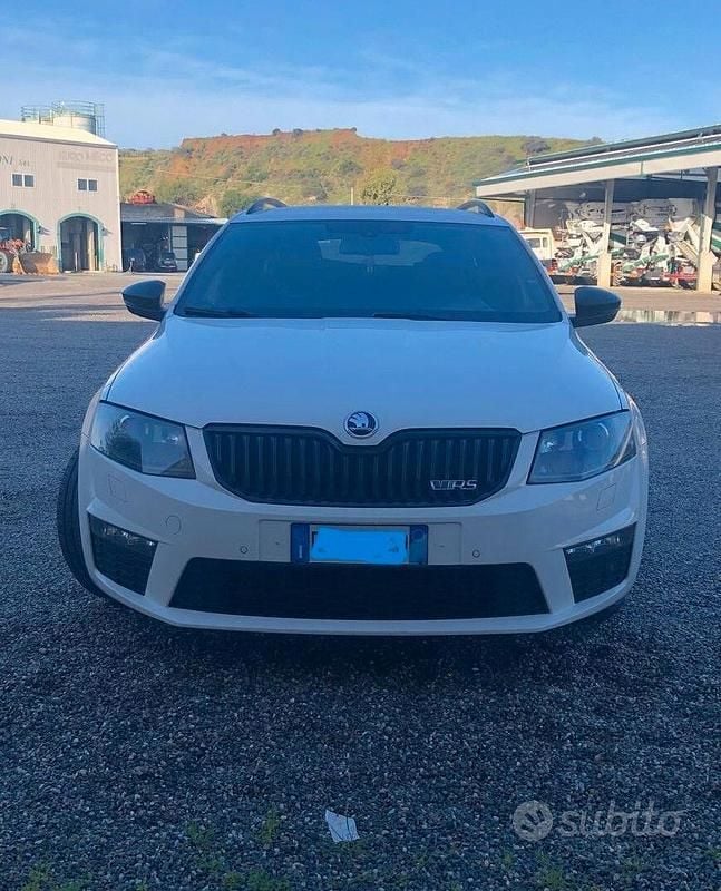 Usata Skoda Octavia RS 184 CV (135 kW) 2016 Bianco Station wagon