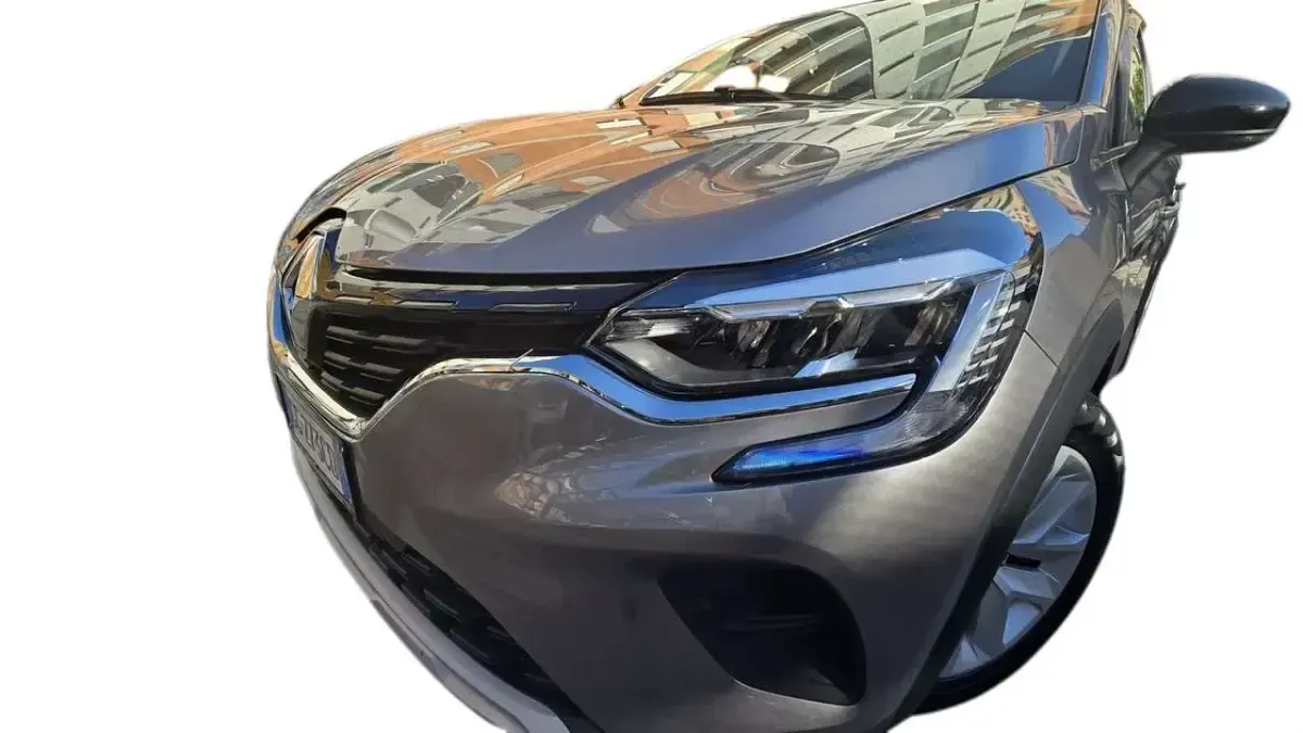 Usata Renault Captur Zen 101 CV (74 kW) 2021 Grigio SUV