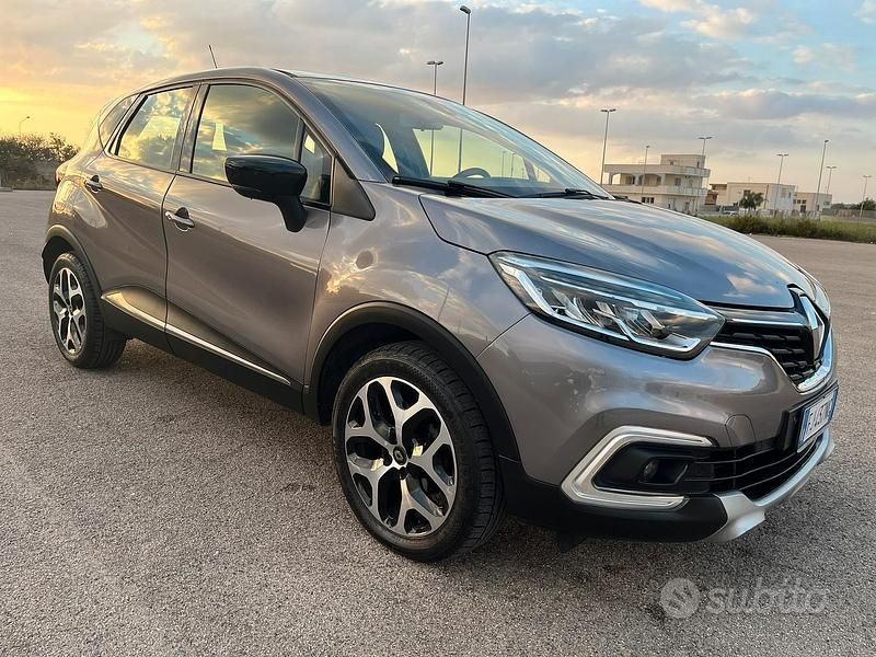 Usata Renault Captur 110 CV (80 kW) 2017 SUV