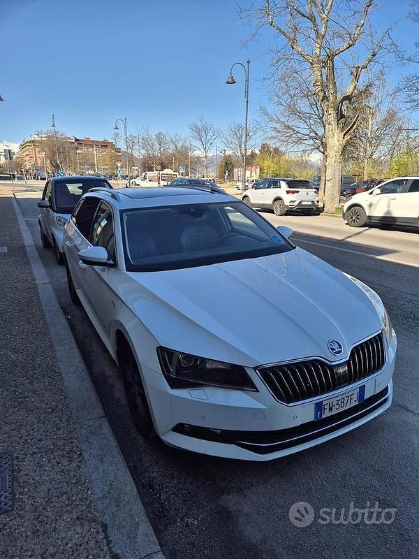 Usata Skoda Superb Ambition 190 CV (139 kW) 2019 Bianco Station wagon