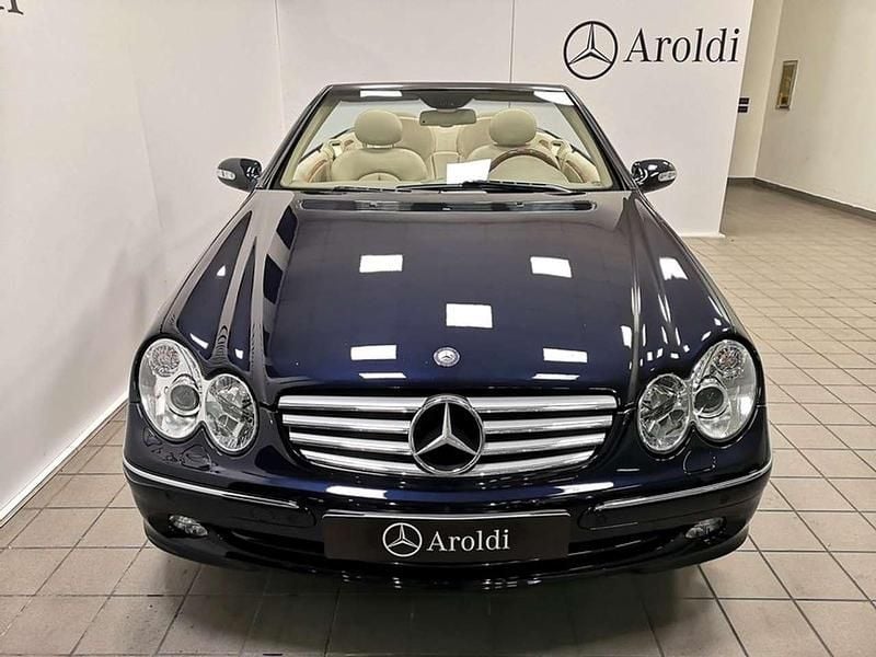 Usata Mercedes CLK500 Elegance 306 CV (225 kW) 2003 359 blu tanzanite met. Cabrio