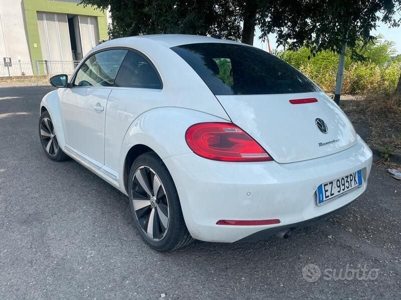 Usata VW Beetle 110 CV (80 kW) 2015 Bianco Utilitaria