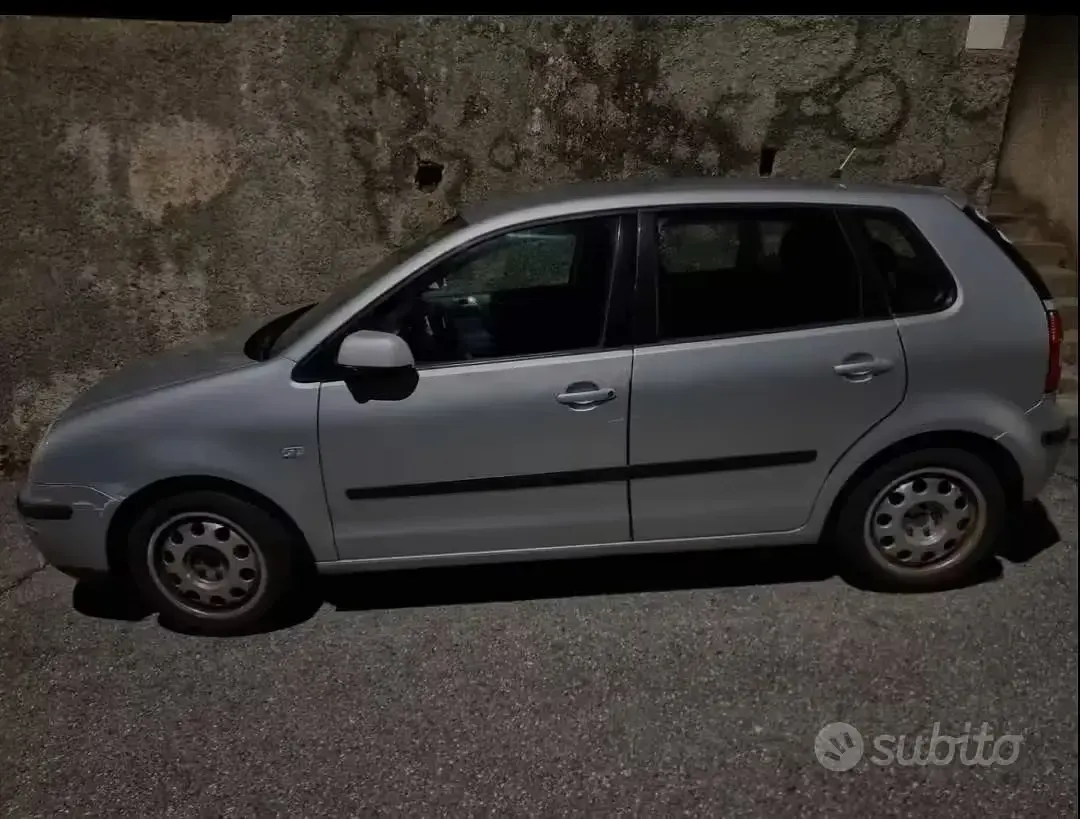 Usata VW Polo 75 CV (55 kW) 2003 Grigio Berlina