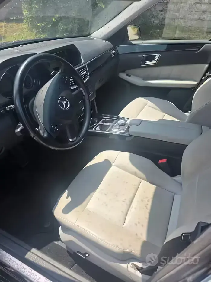 Usata Mercedes E350 265 CV (194 kW) 2011 Nero Berlina